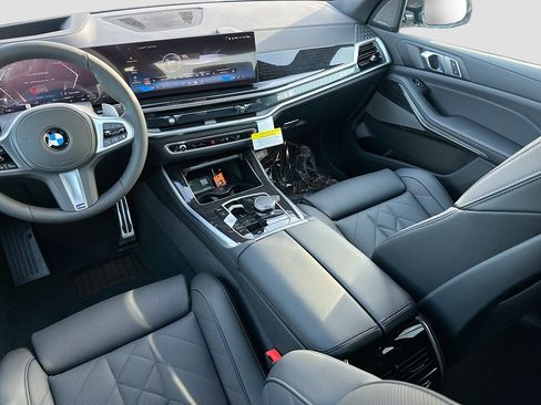 New 2026 BMW X5 sDrive40i w/ M Sport Package RWD image 17