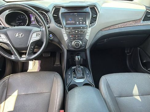 Used 2018 Hyundai Santa Fe FWD image 27