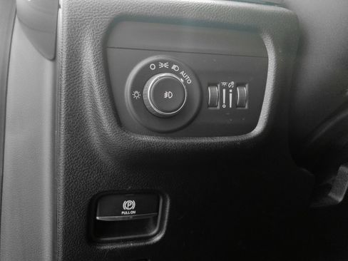 Used 2021 Jeep Grand Cherokee L Limited w/ Trailer Tow Group (B) image 15