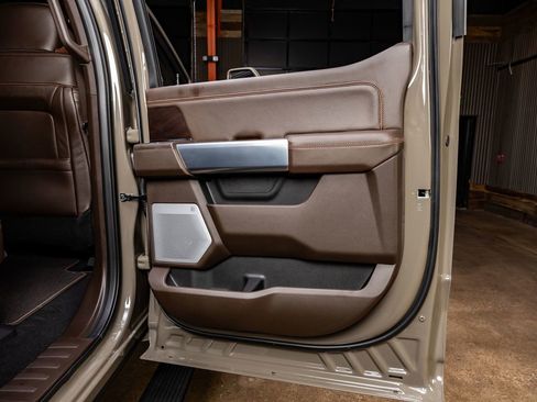 Used 2026 Ford F350 King Ranch w/ Chrome Package image 39