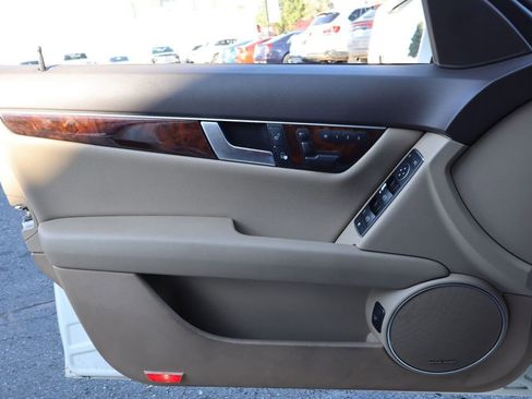 Used 2014 Mercedes-Benz C 300 C 300 Luxury 4MATIC image 19