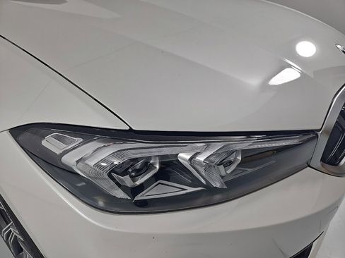 Certified 2024 BMW 330i xDrive Sedan w/ Convenience Package image 10