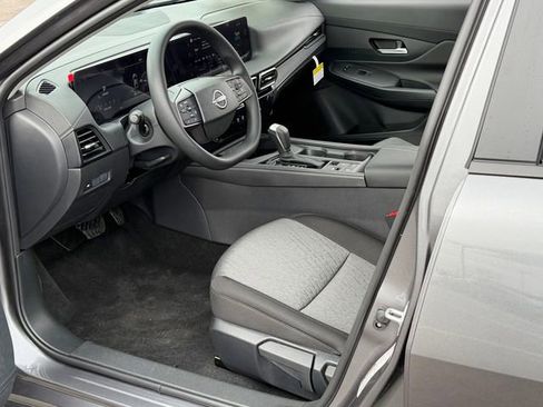 New 2026 Nissan Sentra SV w/ Floor Mat Package FWD image 11