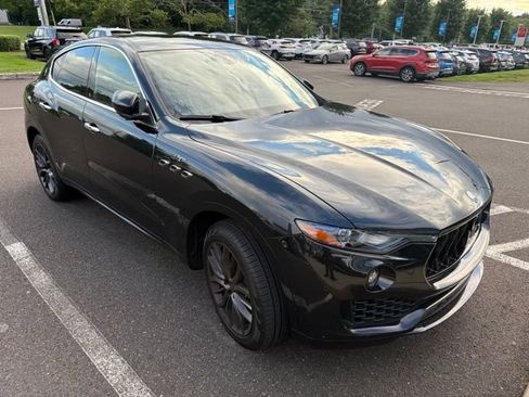 Used 2024 Maserati Levante GT Ultima AWD/4WD image 14