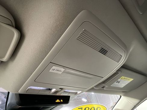 Used 2025 MAZDA CX-30 AWD 2.5 S w/ Preferred Package image 35