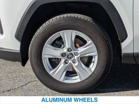 Used 2020 Toyota RAV4 LE image 11