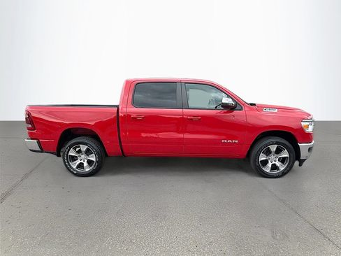Used 2023 RAM 1500 Laramie AWD/4WD image 3