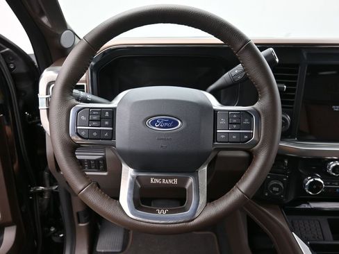 New 2025 Ford F250 King Ranch w/ Chrome Package image 17