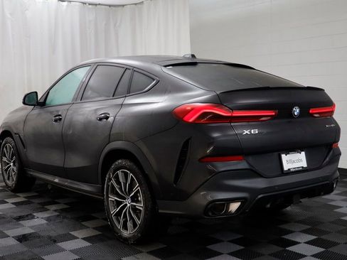 New 2026 BMW X6 xDrive40i w/ Climate Comfort Package image 15