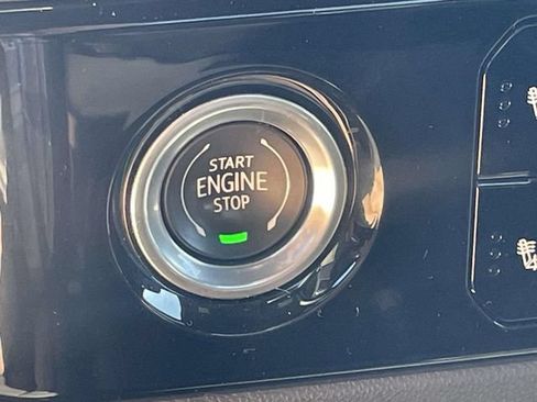 Used 2024 Chevrolet Silverado 1500 LT AWD/4WD image 21