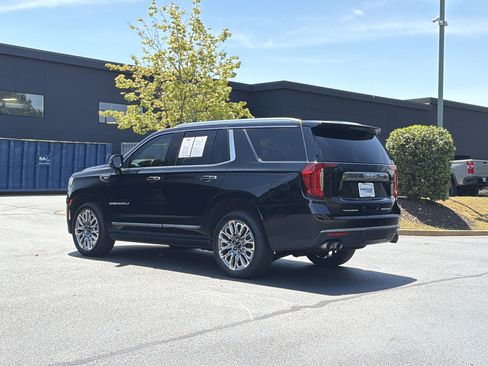 Used 2023 GMC Yukon Denali Ultimate AWD/4WD image 16