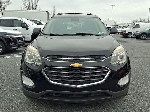 Used 2017 Chevrolet Equinox LT w/ Convenience Package image 2