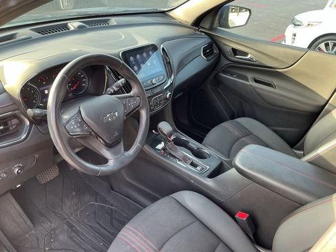 Used 2022 Chevrolet Equinox RS w/ Infotainment Package FWD image 6