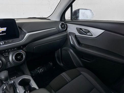 Used 2024 Chevrolet Blazer LT w/ Convenience Package image 30