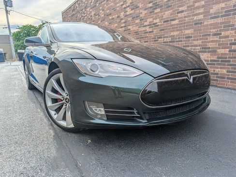 Used 2012 Tesla Model S Signature Performance RWD image 3