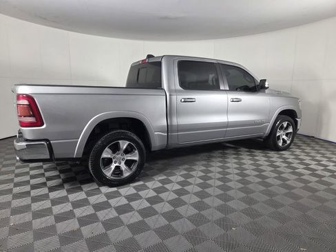 Used 2019 RAM 1500 Laramie AWD/4WD image 5