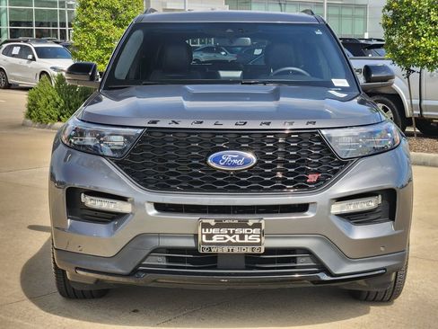 Used 2022 Ford Explorer ST w/ Equipment Group 401A image 2