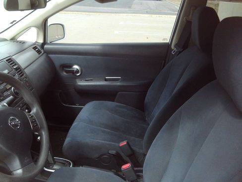 Used 2008 Nissan Versa 1.8 S w/ PWR Pkg FWD image 9