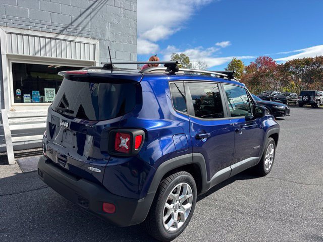 Used 2018 Jeep Renegade Latitude FWD image 5
