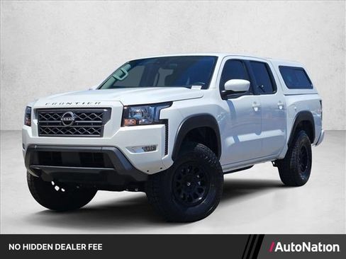 Used 2024 Nissan Frontier SV RWD image 1
