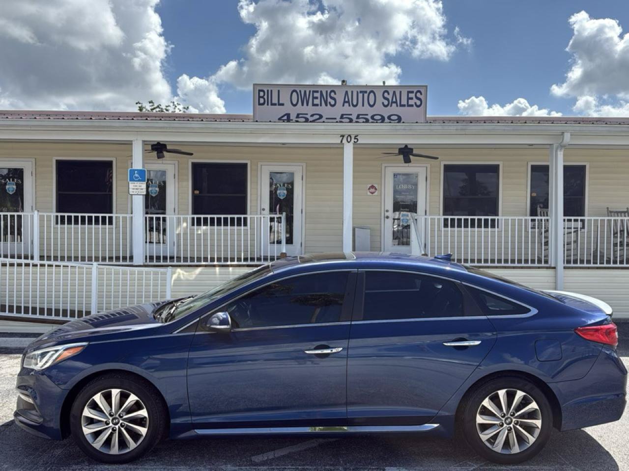Used 2017 Hyundai Sonata Sport w/ Value Edition Package 02 FWD image 2