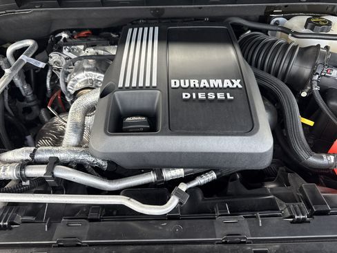Used 2025 GMC Sierra 1500 AT4 w/ AT4 Premium Package AWD/4WD image 32