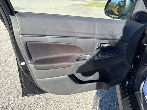 New 2025 Mitsubishi Outlander Sport ES image 10