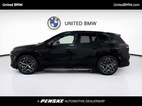 Used 2024 BMW iX xDrive50 w/ Premium Package AWD/4WD image 8