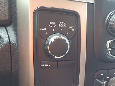 Used 2013 RAM 1500 Big Horn AWD/4WD image 19