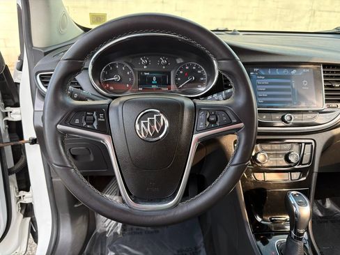 Used 2018 Buick Encore Preferred AWD/4WD image 21