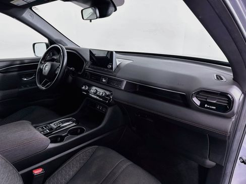 Certified 2025 Honda Pilot Sport image 29