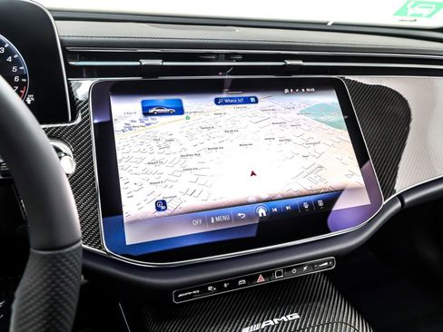 New 2026 Mercedes-Benz E 53 AMG e 4MATIC Sedan image 6