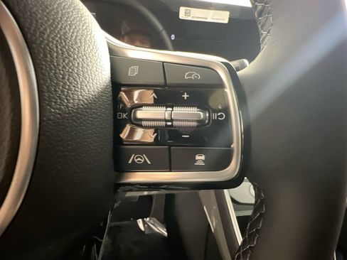 New 2026 Kia Carnival FWD image 19