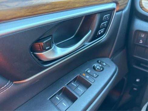 Used 2020 Honda CR-V Touring image 16