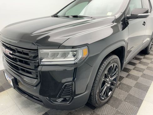 Used 2023 GMC Acadia SLT w/ Elevation Edition image 20