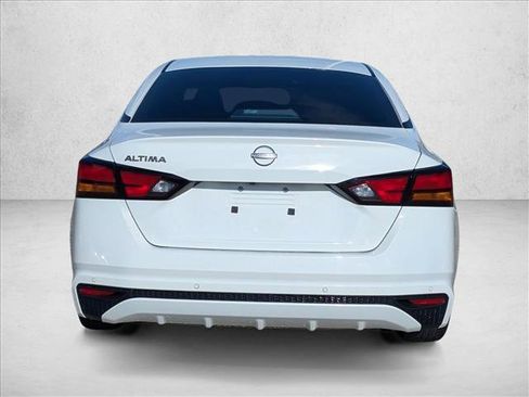 Used 2023 Nissan Altima 2.5 S image 6