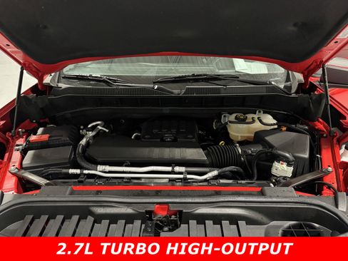 Used 2022 Chevrolet Silverado 1500 LT image 12