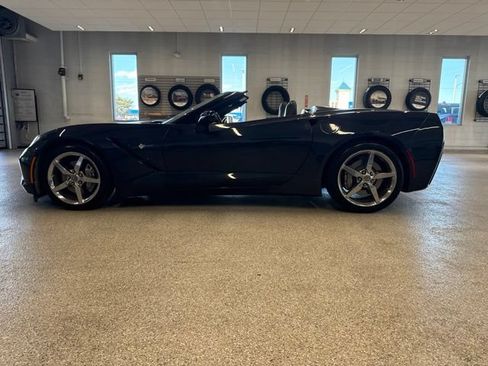Used 2015 Chevrolet Corvette Stingray Convertible w/ 2LT Preferred Equipment Group RWD image 16