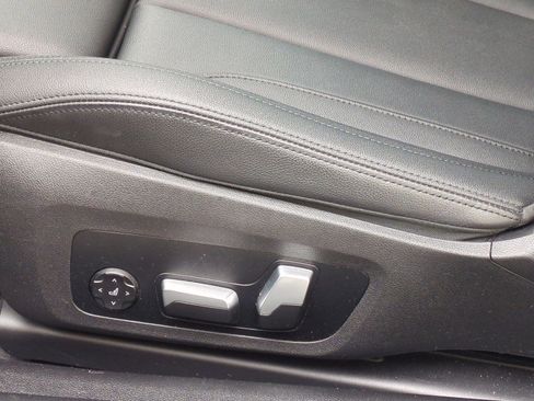 Used 2021 BMW 430i Coupe w/ Premium Package RWD image 17