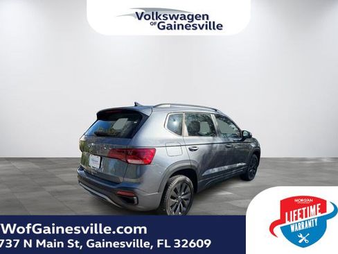 Certified 2024 Volkswagen Taos S FWD image 6
