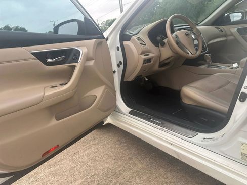 Used 2016 Nissan Altima 2.5 SL w/ 2.5 Technology w/LED Package image 18