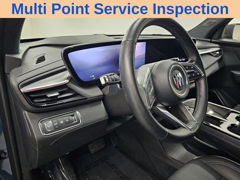 Used 2025 Buick Enclave Preferred FWD image 11