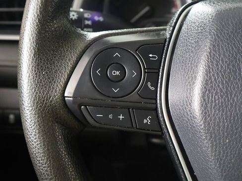 Used 2019 Toyota Camry LE FWD image 34