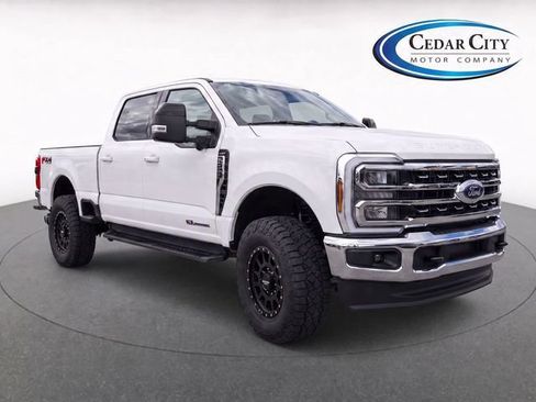 Used 2026 Ford F250 Lariat w/ FX4 Off-Road Package AWD/4WD image 1