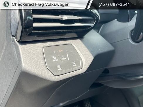 Used 2023 Volkswagen ID.4 Pro S RWD image 17