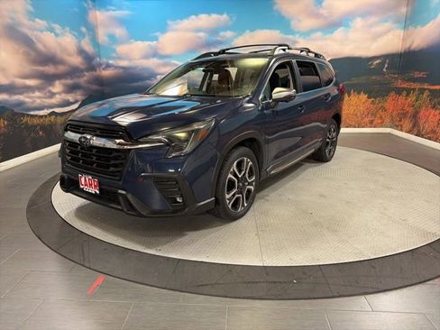 Used 2023 Subaru Ascent Limited w/ Technology Package AWD/4WD image 4