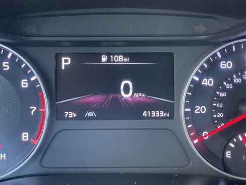 Used 2022 Kia Forte LXS FWD image 35