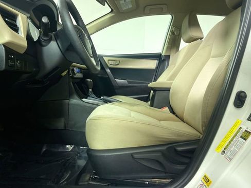Used 2014 Toyota Corolla L image 19