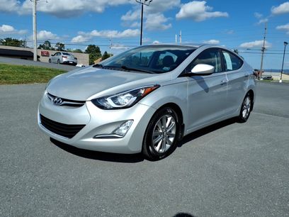 Used 2016 Hyundai Elantra SE w/ Option Group 02