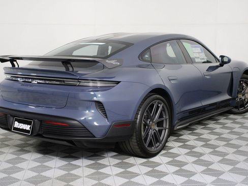 Used 2025 Porsche Taycan Turbo GT image 7